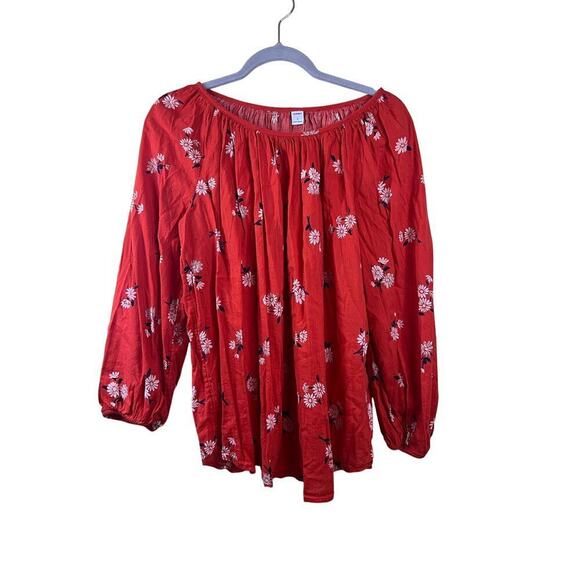 Old Navy Tops - Old Navy Womens Red w/White floral detail long sleeve Size Large